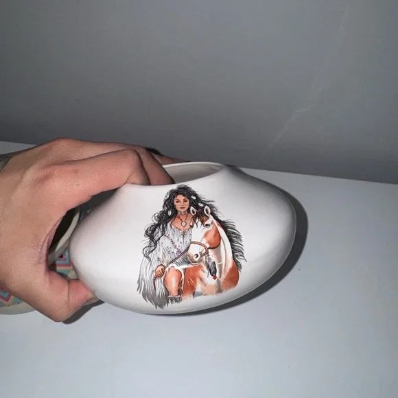 Native American Inspired Ceramic Vase Set - Picture 5 of 6